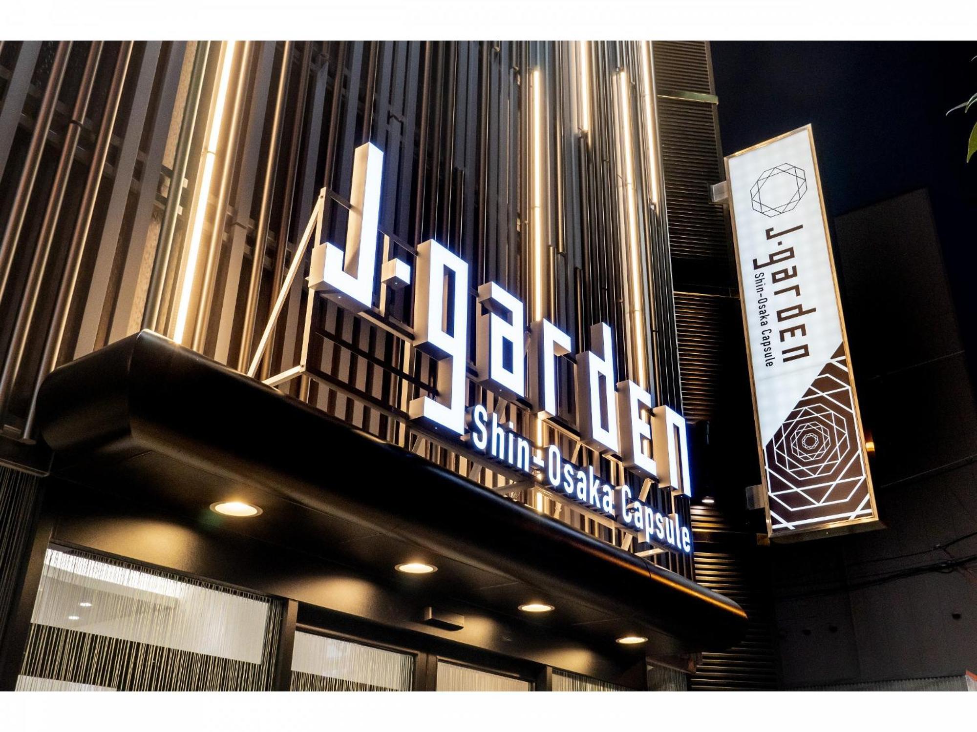 Capsule Hotel J Garden Shin-Osaka Exterior foto